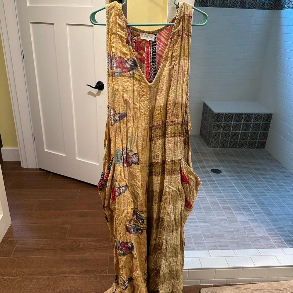 Comfy Kantha Bae cotton Harmony jumpsuit! Neutral w beautiful people! - Picture 4 of 10